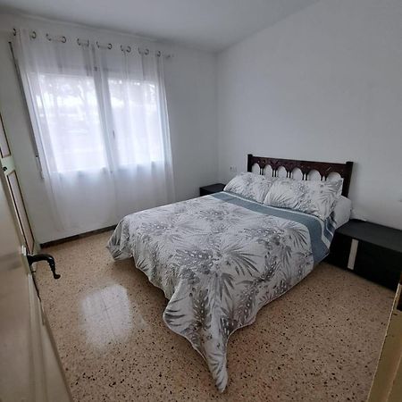 Apartamento Aventura Салоу Екстер'єр фото