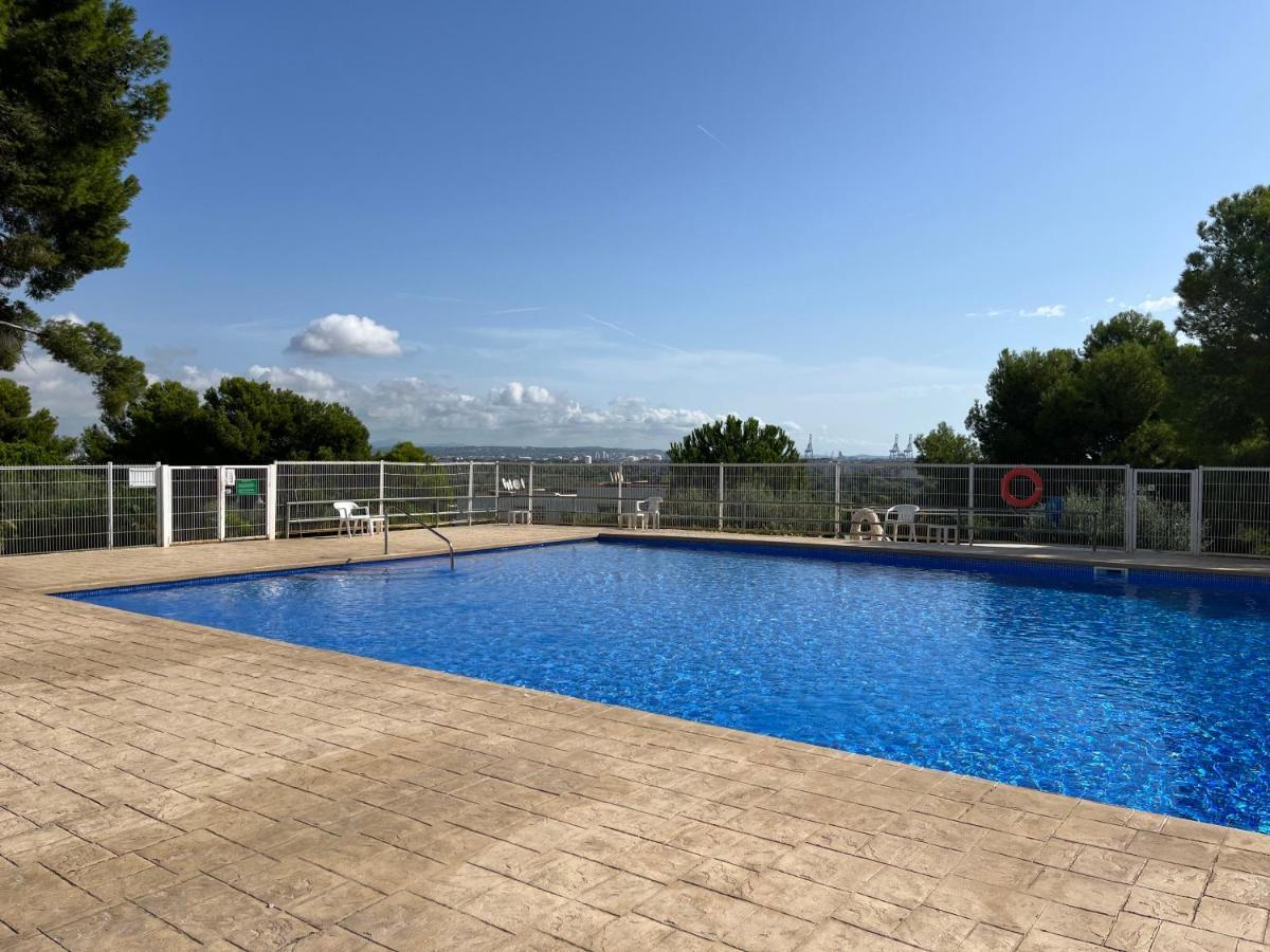 Apartamento Aventura Салоу Екстер'єр фото