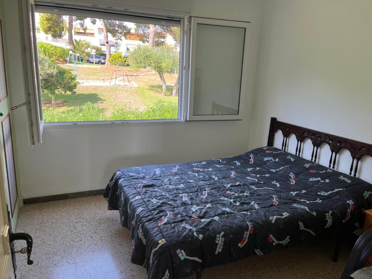 Apartamento Aventura Салоу Екстер'єр фото