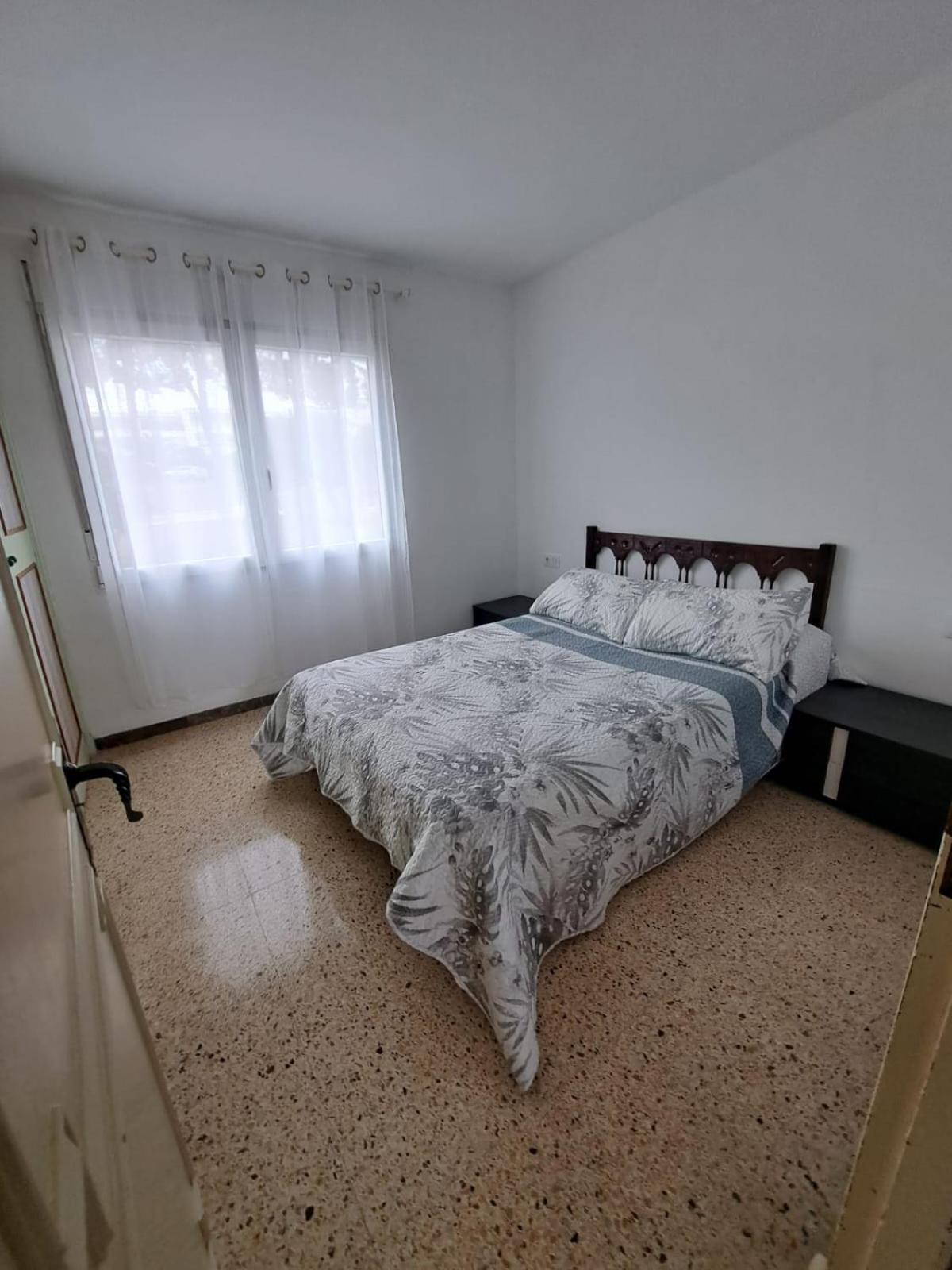 Apartamento Aventura Салоу Екстер'єр фото